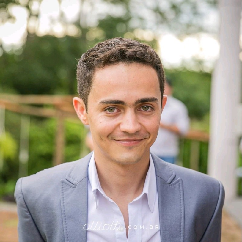 convez author